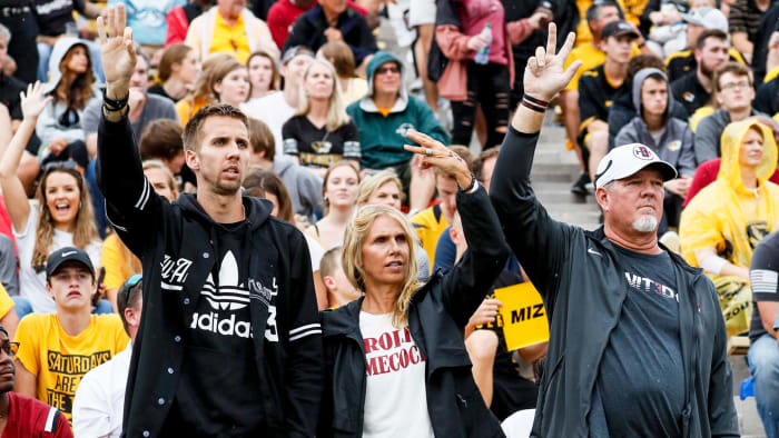 Tyler Hilinski family brother Ryan